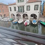 בית הארחה Casa Cuccagna Chioggia - Canal Vena View & Car Access קיוג'ה